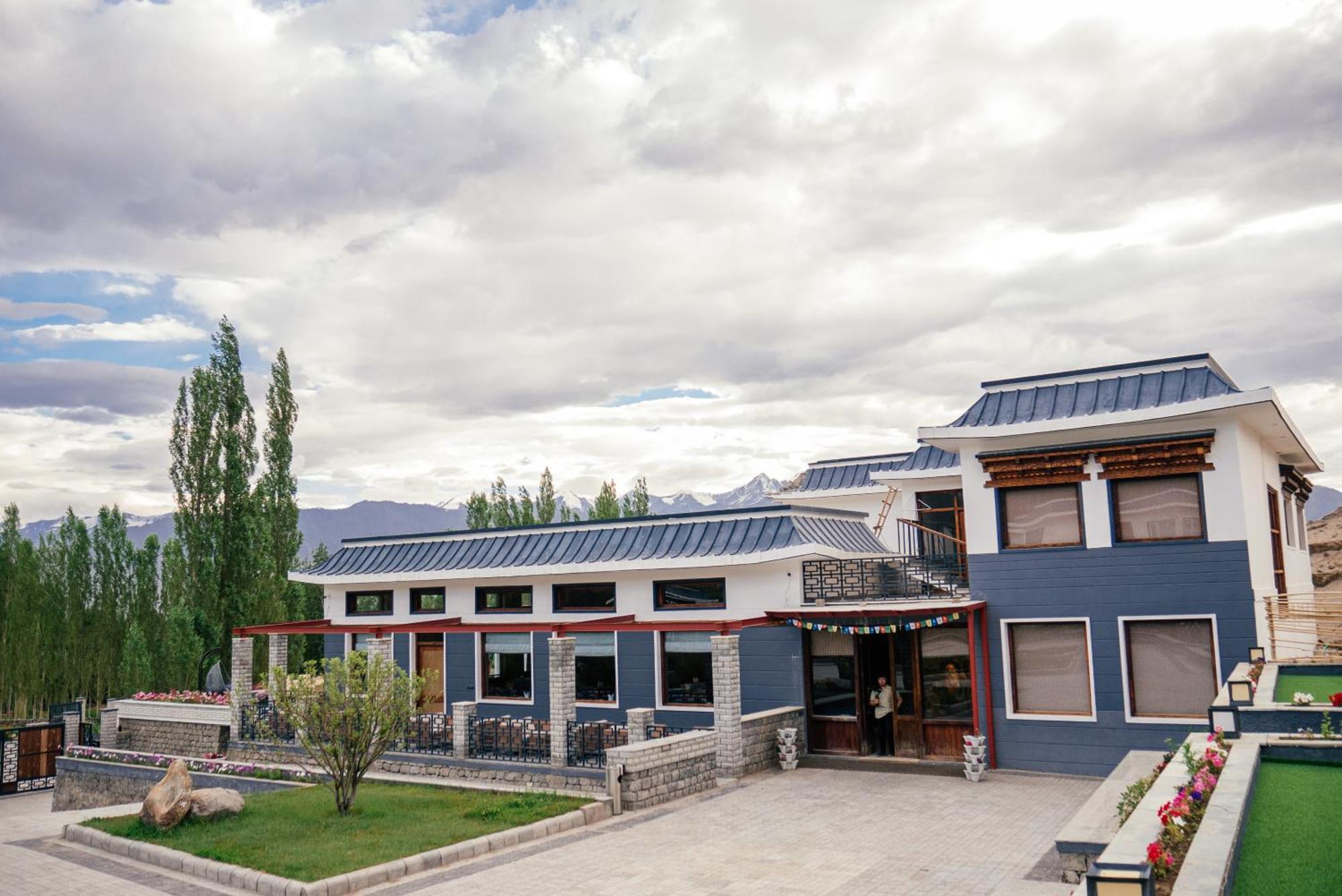 Angkasa Ladakh Resort Leh Dış mekan fotoğraf