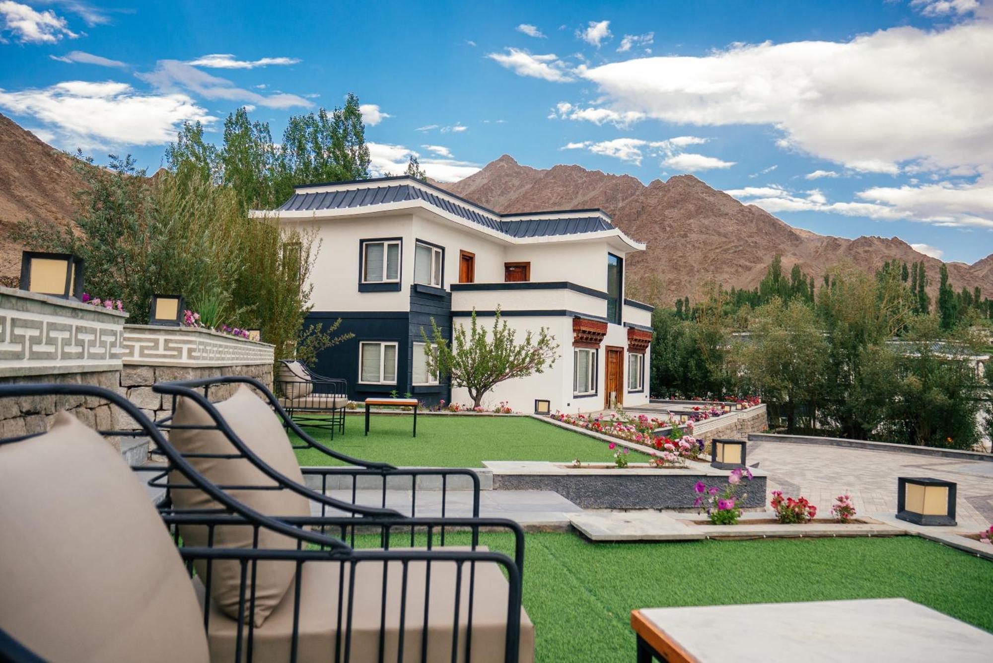 Angkasa Ladakh Resort Leh Dış mekan fotoğraf